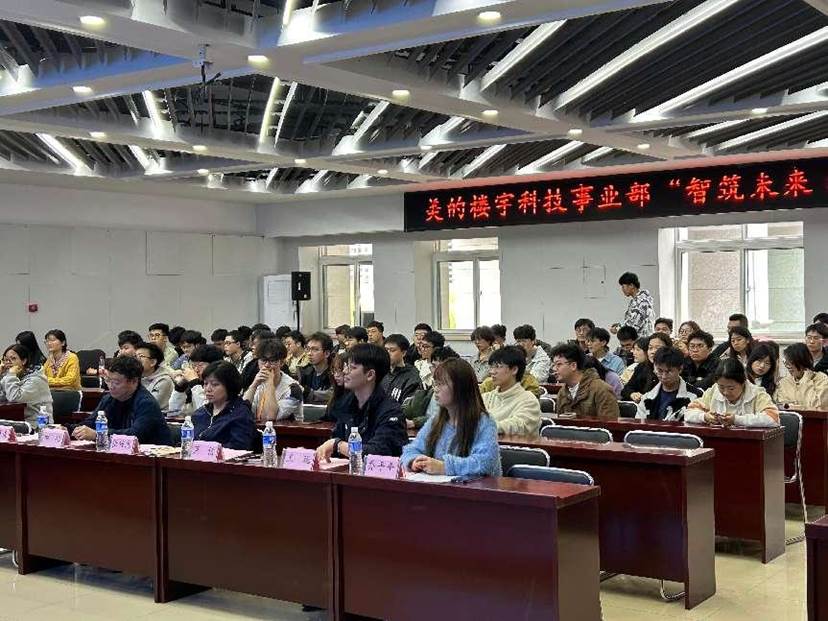 62353004b47d8ab2811603f642f4081